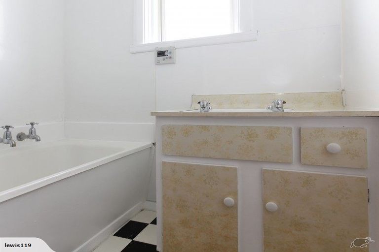 Photo of property in 105 Suva Street, Upper Riccarton, Christchurch, 8041