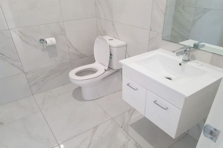 Photo of property in 12 Butler Stoney Crescent, Silverdale, 0932