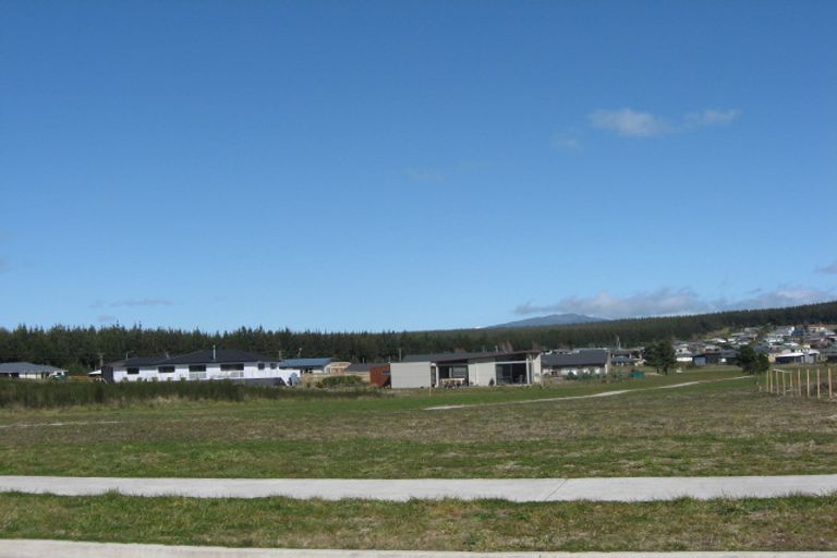 Photo of property in 18 John Norrie Place, Motuoapa, Turangi, 3382