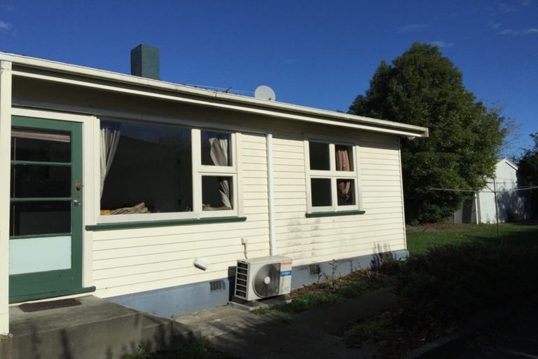 Photo of property in 71 Condell Avenue, Papanui, Christchurch, 8053