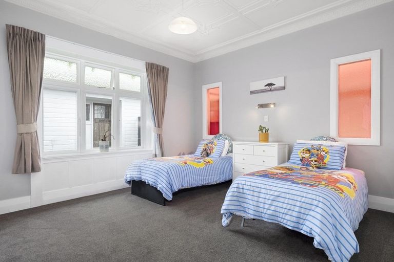 Photo of property in 27 Cranley Street, Musselburgh, Dunedin, 9013