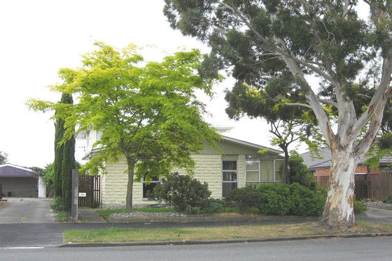 Photo of property in 44 Inwoods Road, Parklands, Christchurch, 8083