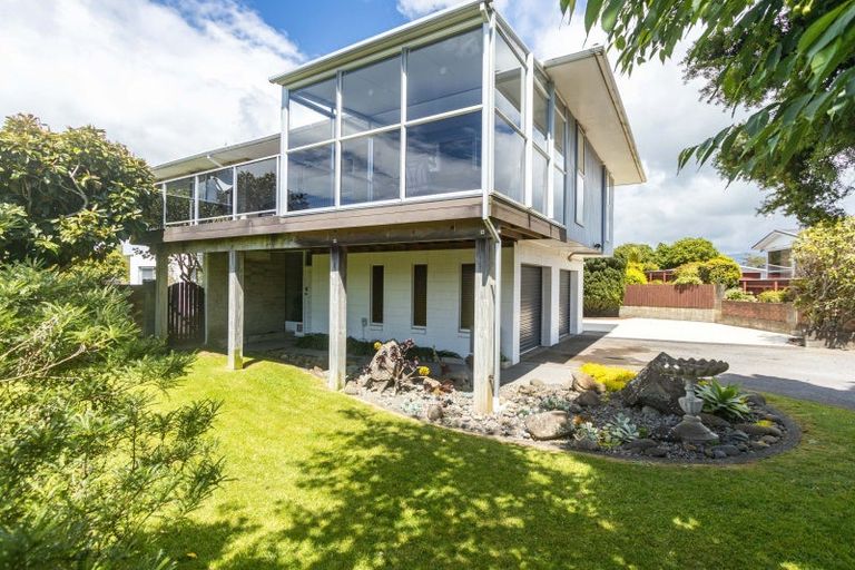 Photo of property in 13 Julian Place, Westown, New Plymouth, 4310