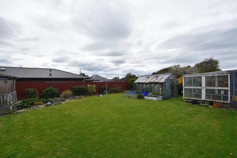 Photo of property in 76 Robertson Street, Richmond, Invercargill, 9810