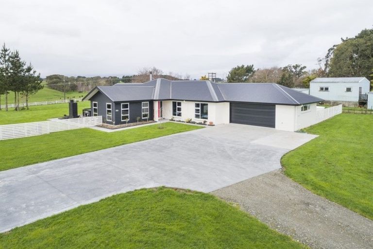 Photo of property in 733 Stoney Creek Road, Bunnythorpe, Palmerston North, 4470