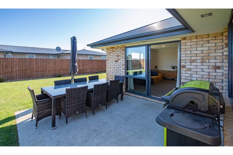 Photo of property in 20 Henley Close, Rolleston, 7614