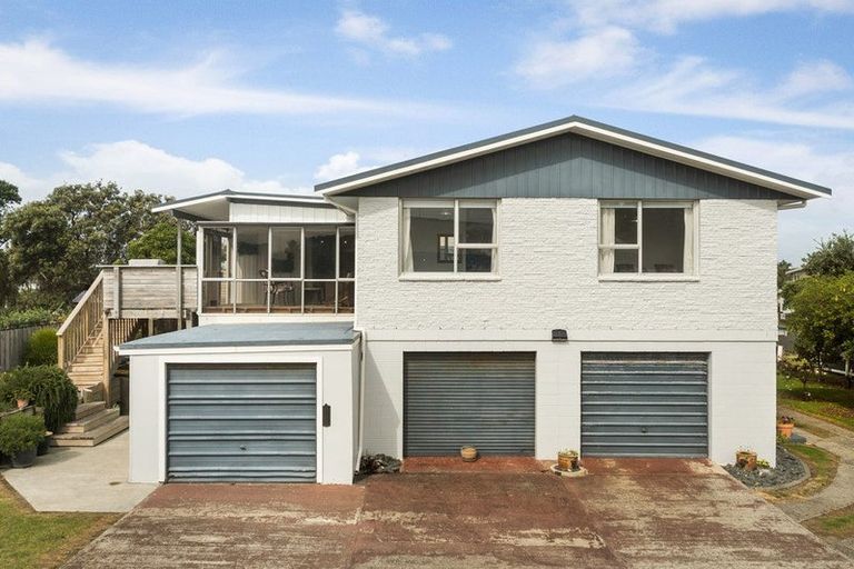Photo of property in 15 Snell Crescent, Waihi Beach, 3611