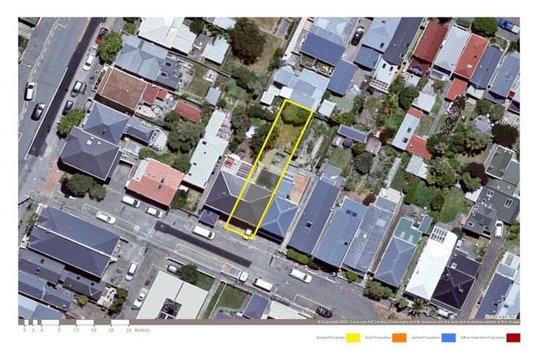 Photo of property in 7 Queen Street, Mount Victoria, Wellington, 6011