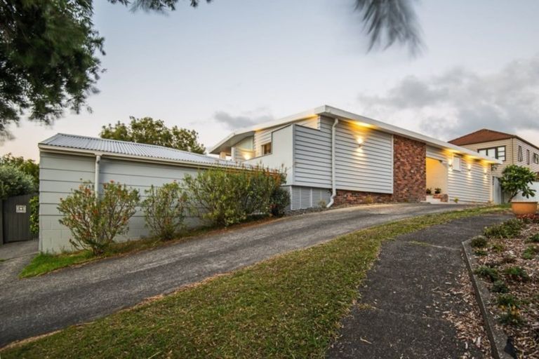 Photo of property in 30 Grassways Avenue, Pakuranga, Auckland, 2010