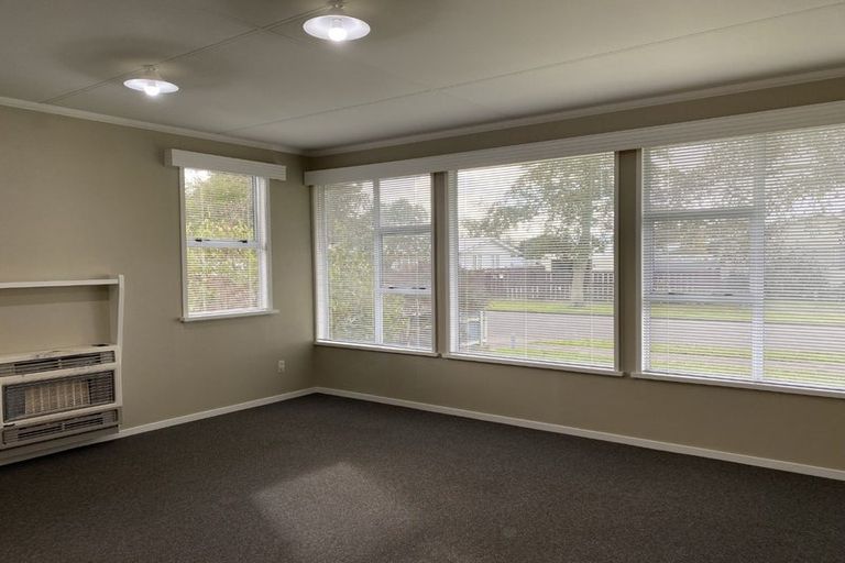 Photo of property in 23 Monowai Place, Westbrook, Palmerston North, 4412