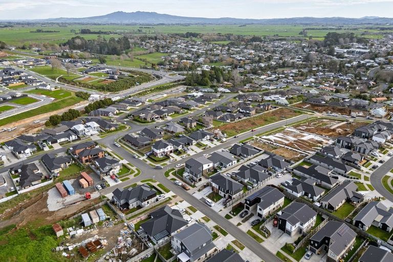 Photo of property in 1/51 Cabourne Drive, Glenview, Hamilton, 3206