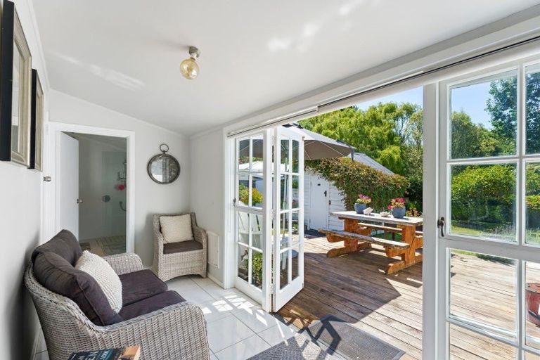 Photo of property in 56b Rahui Road, Otaki, 5512