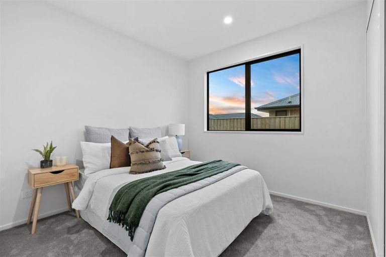 Photo of property in 16 Nathaniel Archer Street, Woodend, 7610