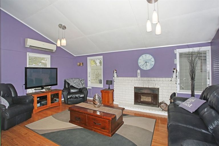 Photo of property in 75 Elliot Street, Pahurehure, Papakura, 2113