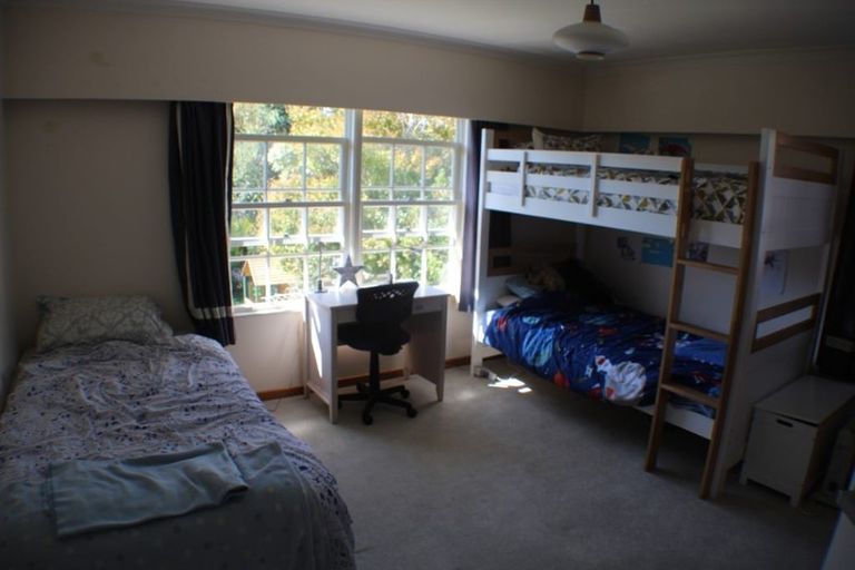 Photo of property in 42 Wai-iti Crescent, Woburn, Lower Hutt, 5010