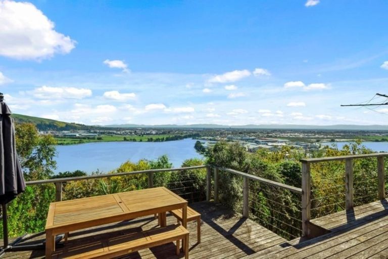 Photo of property in 11 Challis Place, Mount Pleasant, Christchurch, 8081