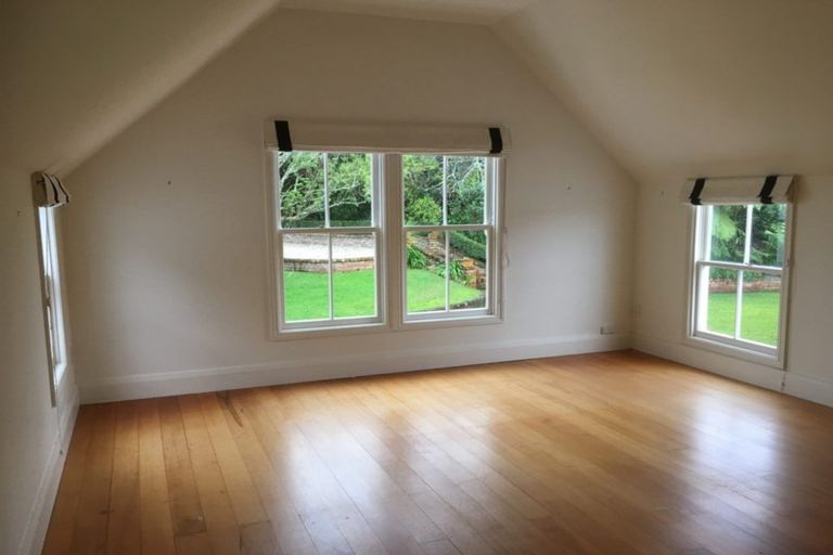 Photo of property in 5 Vazey Way, Hobsonville, Auckland, 0618