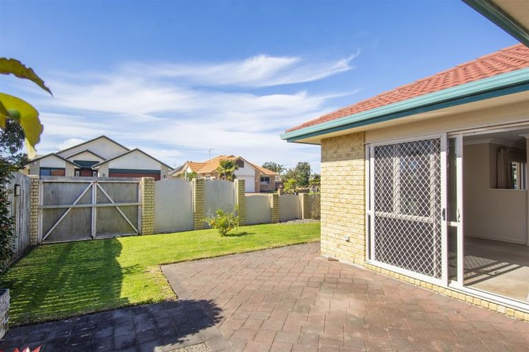 Photo of property in 1 Rosberg Place, Mount Maunganui, 3116