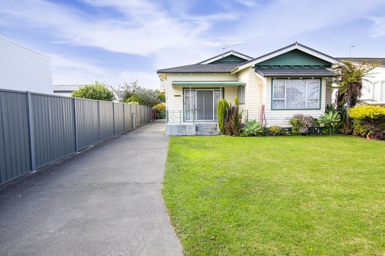 Photo of property in 3 Nelson Crescent, Napier South, Napier, 4110