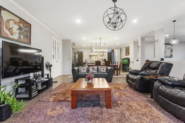 Photo of property in 73 Sovereign Street, Flat Bush, Auckland, 2019