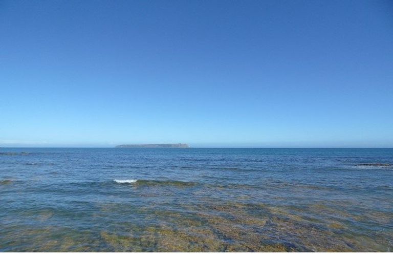 Photo of property in 15 Sunset Parade, Plimmerton, Porirua, 5026