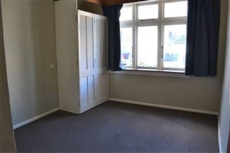 Photo of property in 43 Roxburgh Street, Mount Victoria, Wellington, 6011