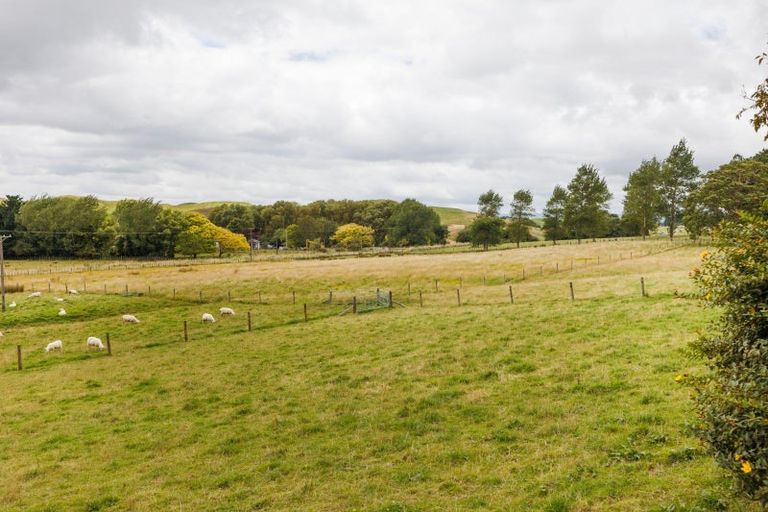 Photo of property in 322 Finnis Road, Pohangina, Feilding, 4775