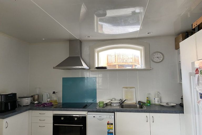 Photo of property in 9 Brook Street, North Dunedin, Dunedin, 9016