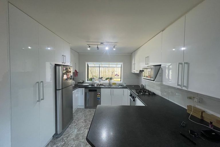 Photo of property in 5 Hawkley Close, Flat Bush, Auckland, 2019