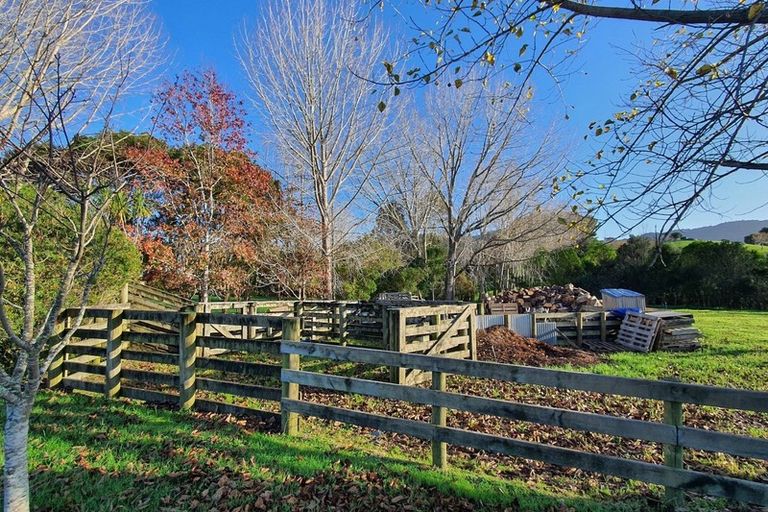 Photo of property in 31 Ward Road, Matakana, Warkworth, 0985