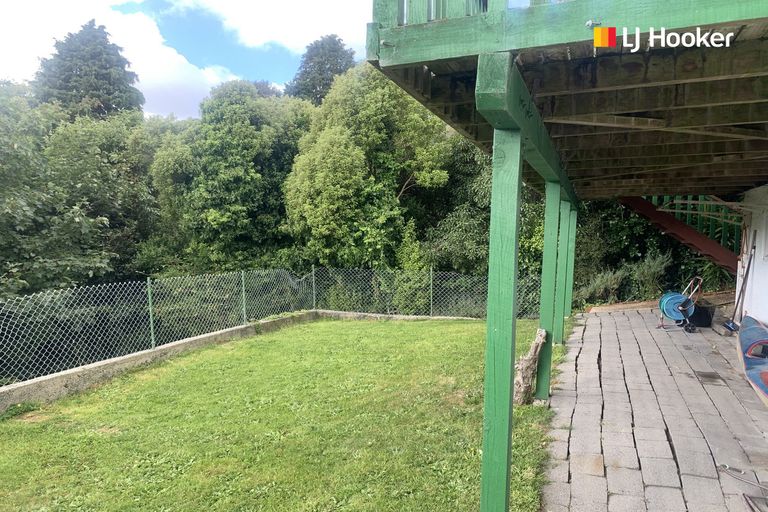 Photo of property in 15 Porterfield Street, Macandrew Bay, Dunedin, 9014