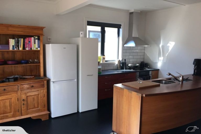 Photo of property in 153 Carlyle Street, Napier South, Napier, 4110