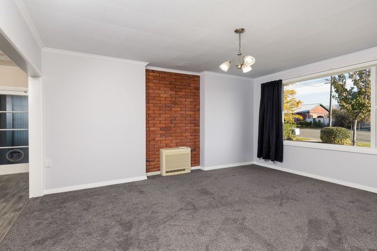 Photo of property in 43 Harris Street, Waimate, 7924