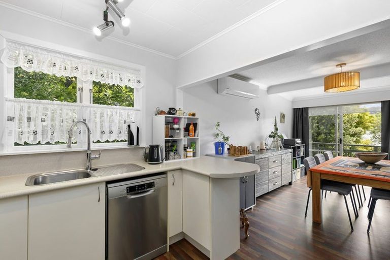 Photo of property in 7 Zeala Grove, Stokes Valley, Lower Hutt, 5019