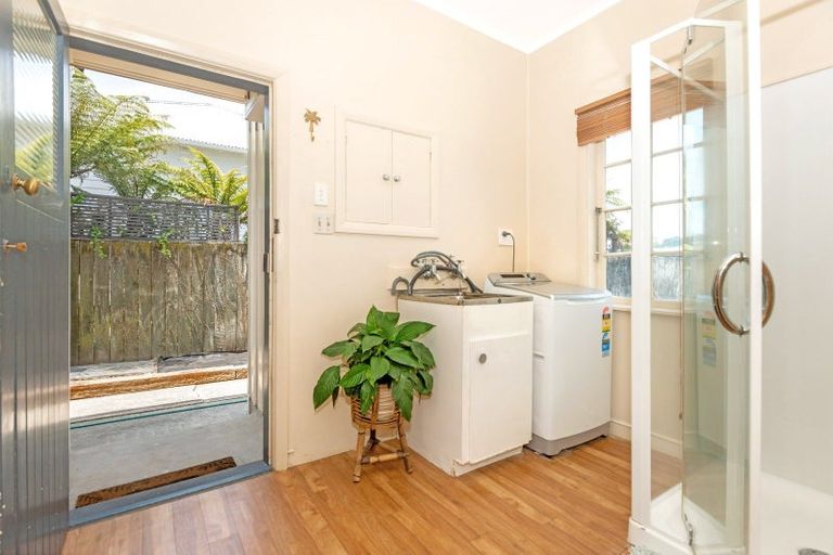 Photo of property in 84a Iranui Road, Inner Kaiti, Gisborne, 4010