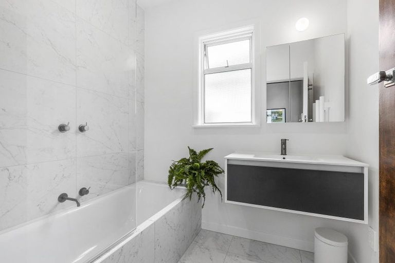 Photo of property in 14 Monaghan Avenue, Karori, Wellington, 6012