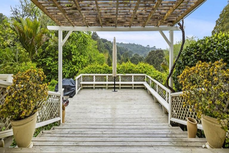 Photo of property in 44 Sandstone Road, Whitford, Manurewa, 2576