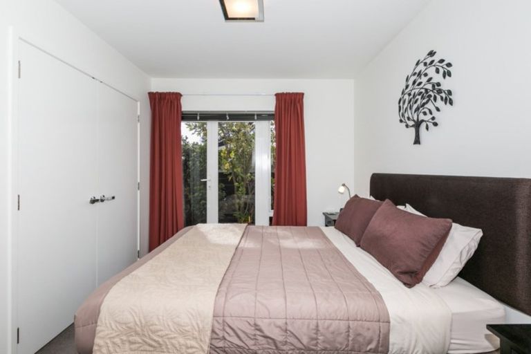 Photo of property in 3 Hikanui Drive, Havelock North, 4130