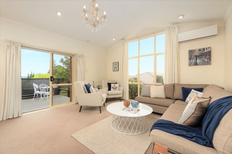 Photo of property in 1 Tautara Place, Ohauiti, Tauranga, 3112