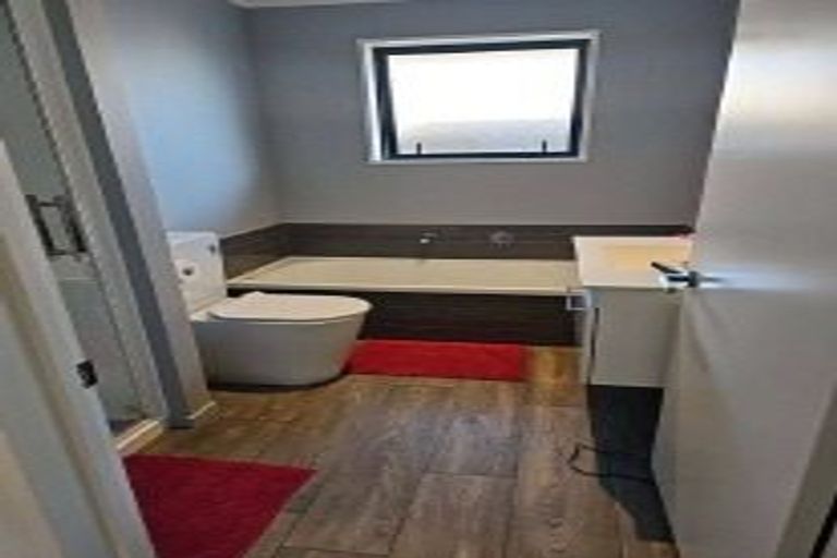 Photo of property in 6 Jasmine Street, Woodend, 7610