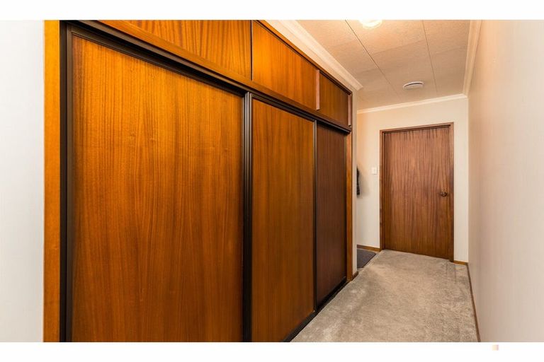 Photo of property in 11 Oxford Street, Waimate, 7924