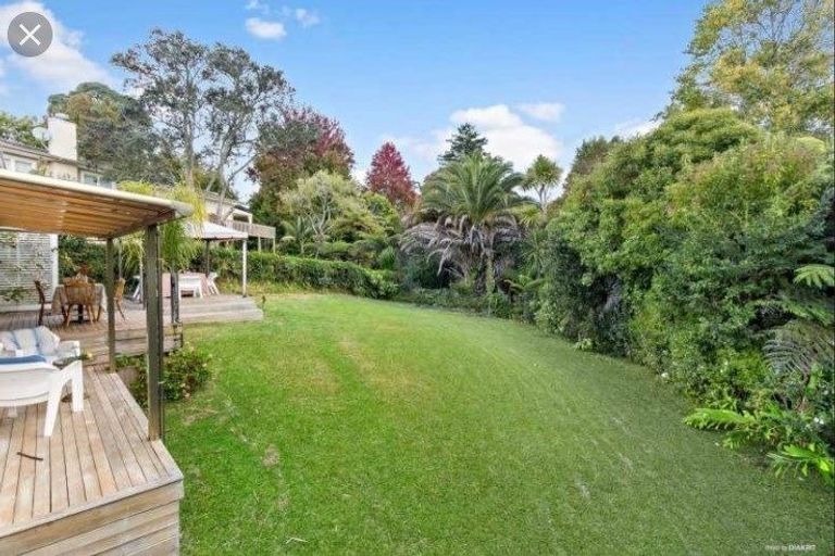 Photo of property in 5 Holbrook Place, Cockle Bay, Auckland, 2014