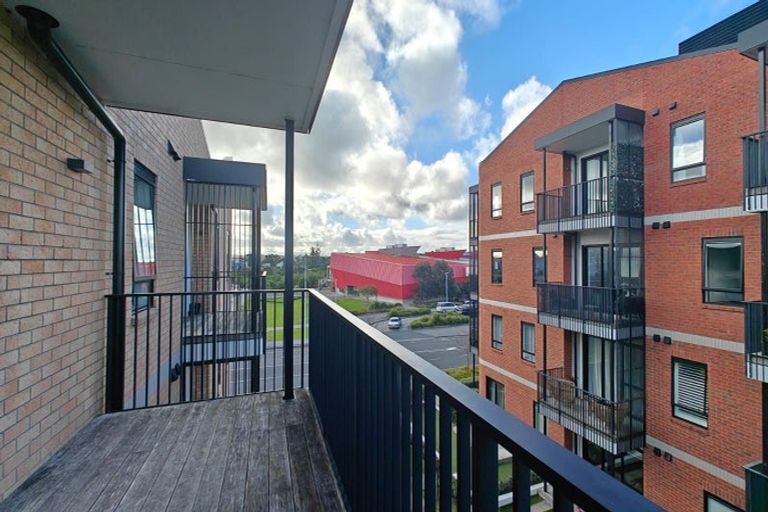 Photo of property in 207/81 Mapou Road, Hobsonville, Auckland, 0616