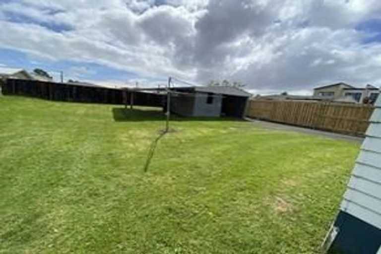 Photo of property in 66 Cargill Street, Papakura, 2110