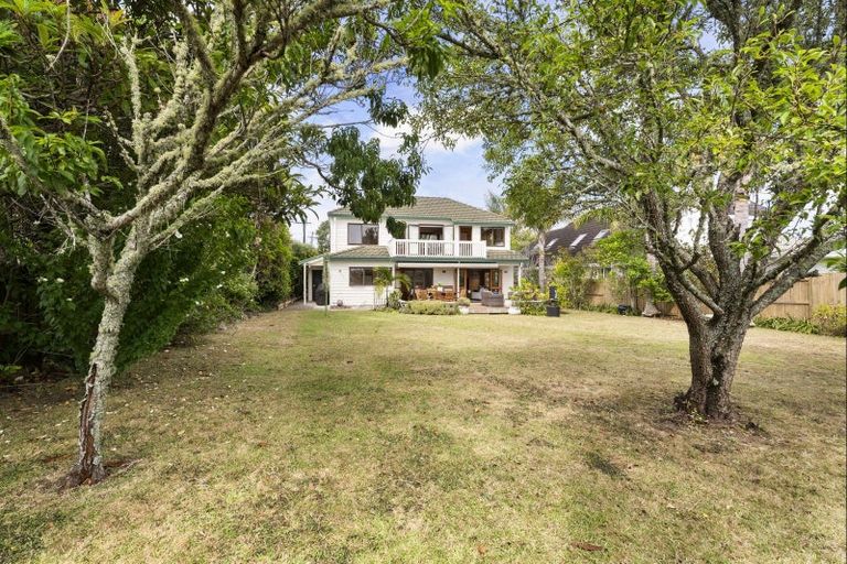 Photo of property in 16 Colchester Avenue, Glendowie, Auckland, 1071