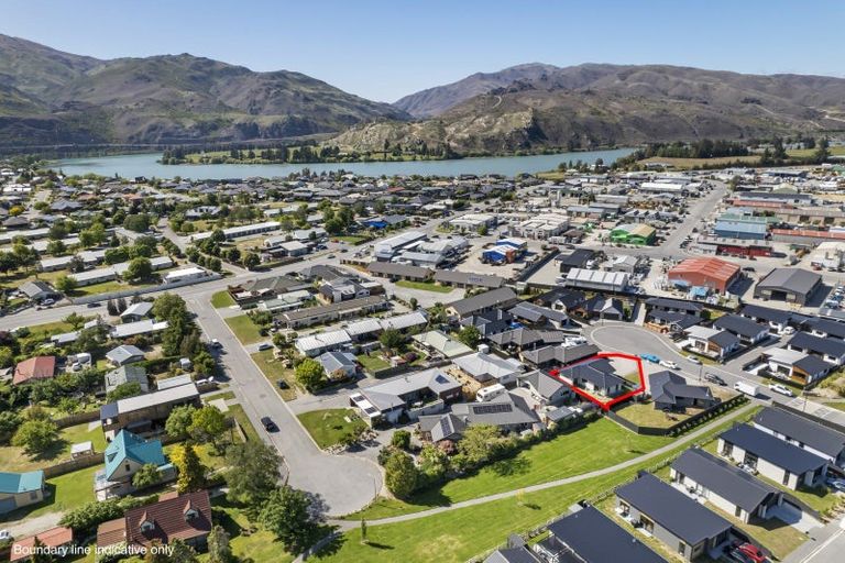 Photo of property in 22 Smitham Drive, Cromwell, 9310