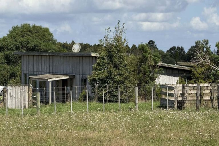 Photo of property in 33 Signal Road, Okaihau, 0475