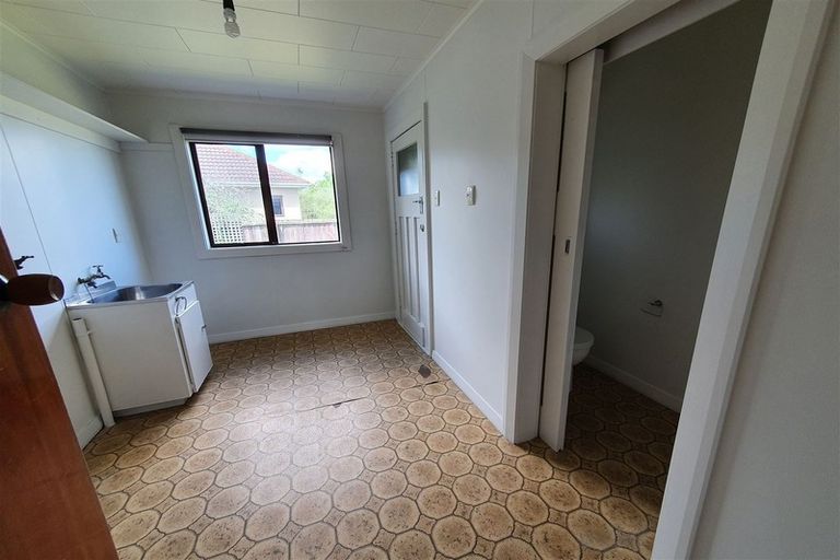 Photo of property in 2 Henry Wigram Drive, Wigram, Christchurch, 8042