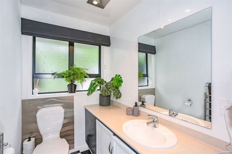 Photo of property in 178 Bald Hill Road, Waiuku, 2681