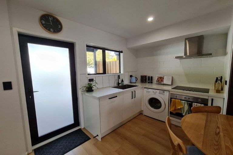 Photo of property in 7/9 Sherborne Street, St Albans, Christchurch, 8014